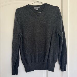 Daniel Cremieux Charcoal V-Neck Sweater
